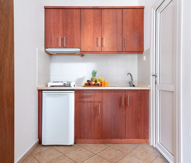 Cabinet Glazing Service in Bloomington, IN